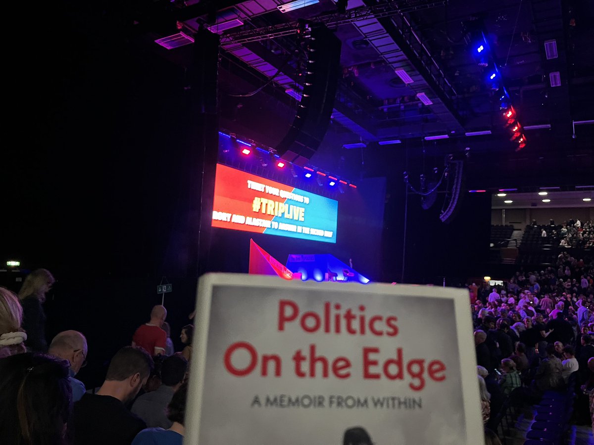 Gen Southgate tweet media