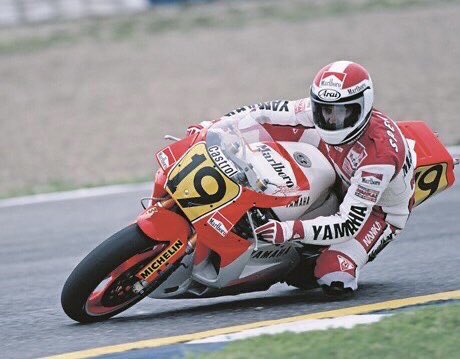 shuzi_inai's tweet image. 🏍️💙おはよう🍢☔🙋‍♀️❗

昭和のYAMAHAは♥️だったのだけど？🤔
#FS19