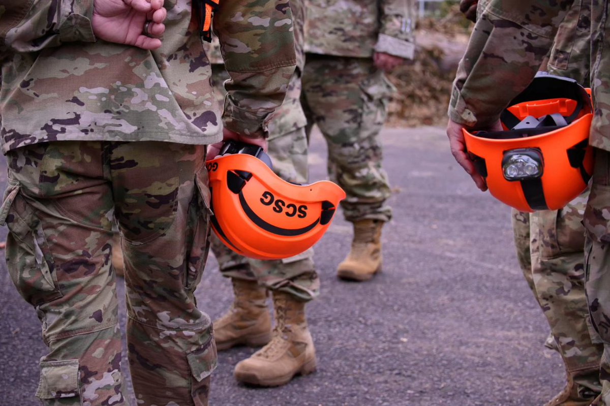 SCSG1670's tweet photo. Oct 5, 2024 refreshed squads of SCSG soldiers arrived on site in N. Augusta and received their taskers for Hurricane Helene disaster relief efforts.
๐ท by SGT A. Morris, Public Affairs
#SCStateGuard #HurricaneHelene #SCSG https://t.co/guvuz39U9s