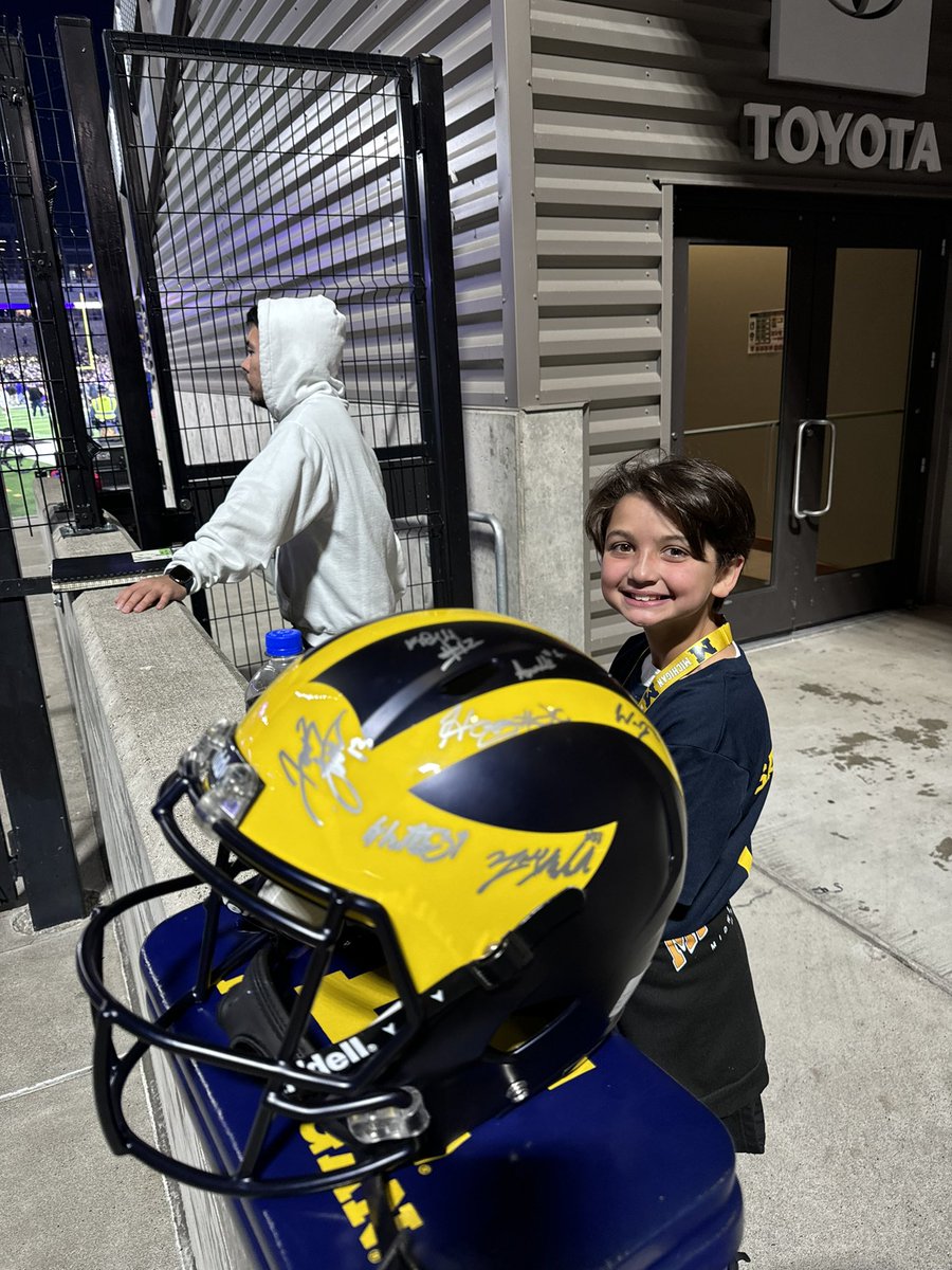 danbaiko's tweet photo. @stoolpresidente full circle. One of the most treasured possessions he has is the helmet you gave him last year in Ann Arbor.  We’ve added to it, of course. https://t.co/fP3iZsLAMi