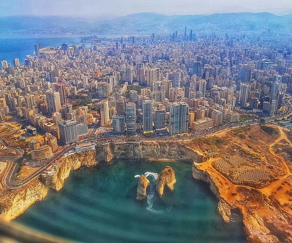 Dayzeechains's tweet photo. With Western Media referring to Beirut, Lebanon as a "Hezbollah Stronghold" to manufacture consent for Israel's airstrikes targeting civilians, journalists, and hospitals, here's what Beirut actually looks like. 🧵 https://t.co/UM4qgKXMSW