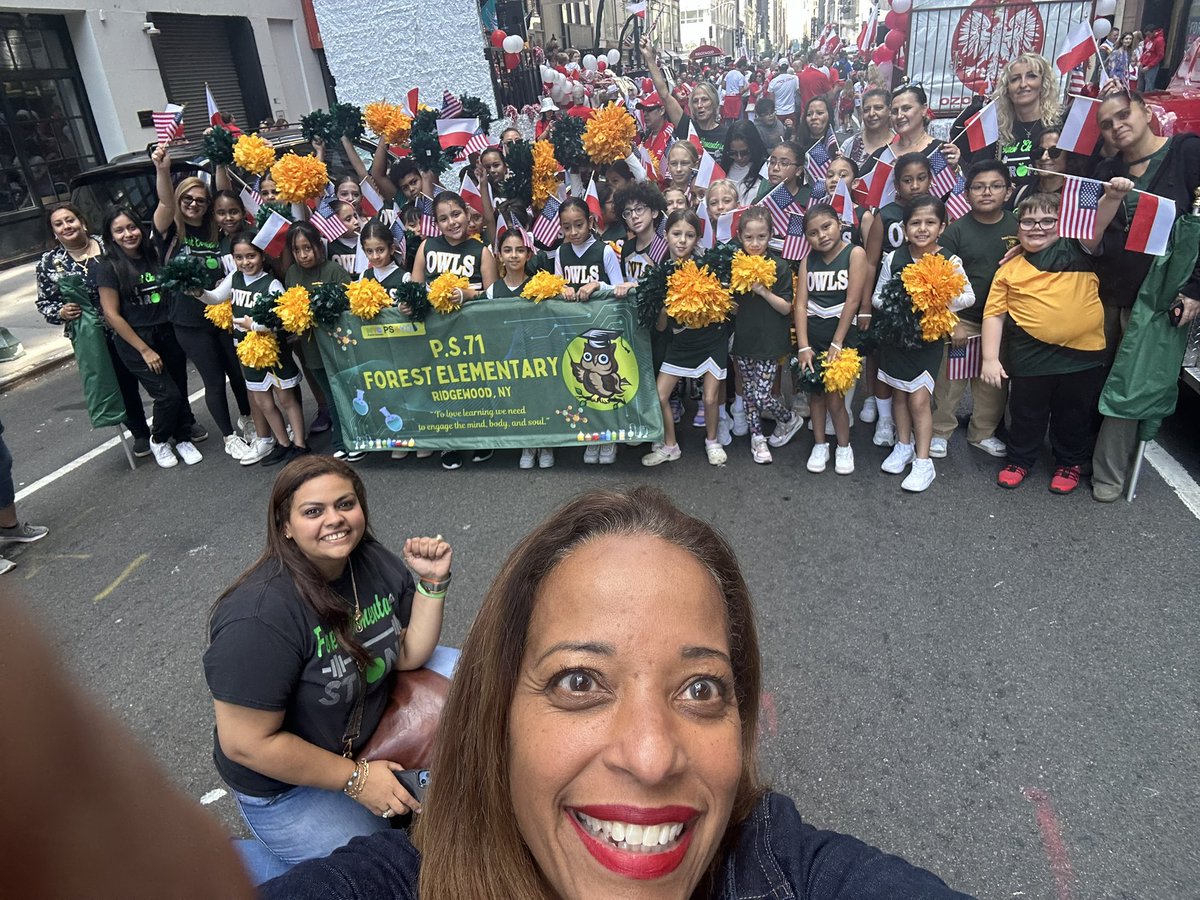 gratefulleader1's tweet photo. Opportunity is NOT a Myth @ Forest Elementary Ridgewood Queens!
A beyond phenomenal day witnessing the love , connection and school pride our athletes and participants of our Polish World Language program demonstrated as we marched with our Polish brothers and sisters ! Thank you CM Holden for ALWAYS creating intentional opportunities for ALL of our students to celebrate , connect and fall in β€οΈ with learning !
#InclusionπsuperPOWER
πͺππ