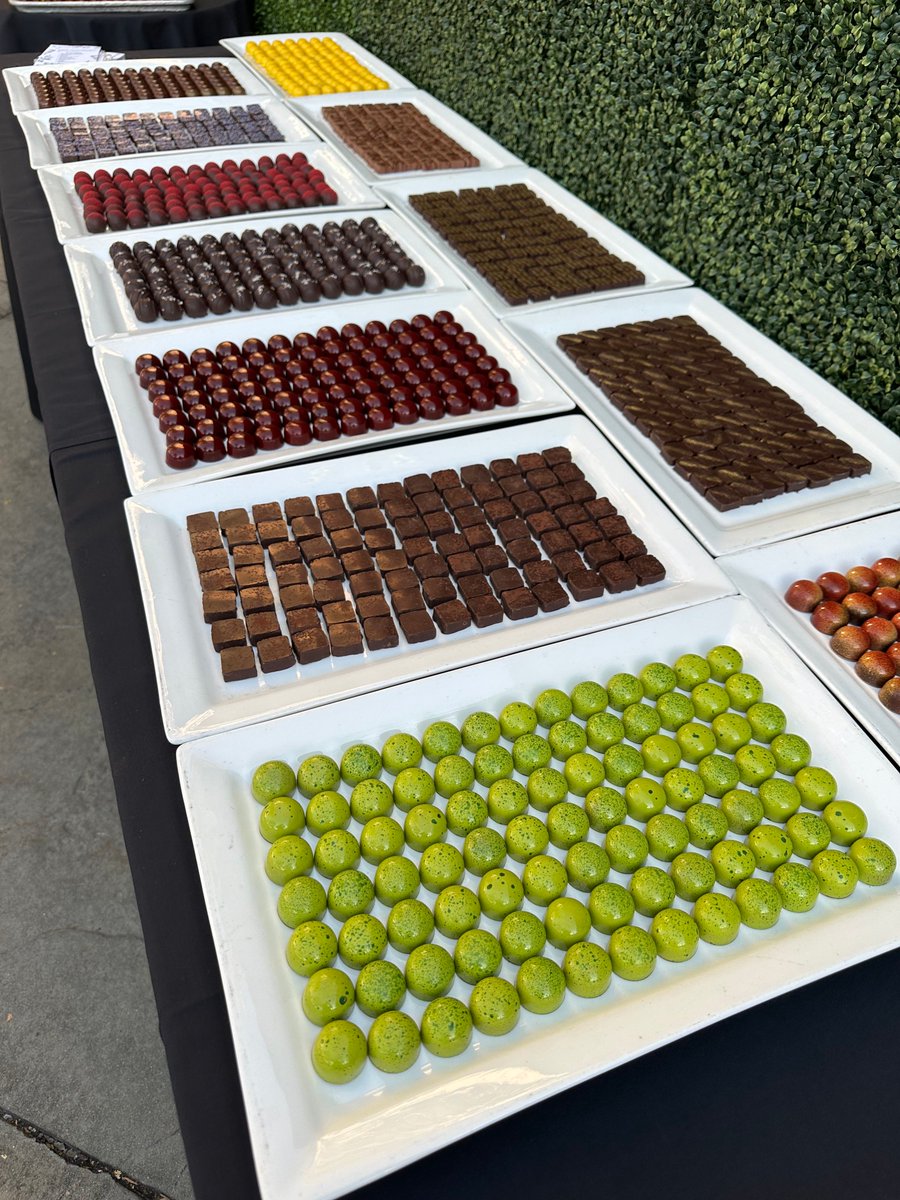 WRBerkleyCorp's tweet photo. The chocolate shop is open! We’re welcoming our partners to the Mountain View Terrace for an evening of delicious food &amp; refreshments, compelling conversations, &amp; a custom box of specialty chocolates. Our agent &amp; broker partnerships are a treat worth savoring! #CIAB #ILF2024 https://t.co/TtXMFnFFwK