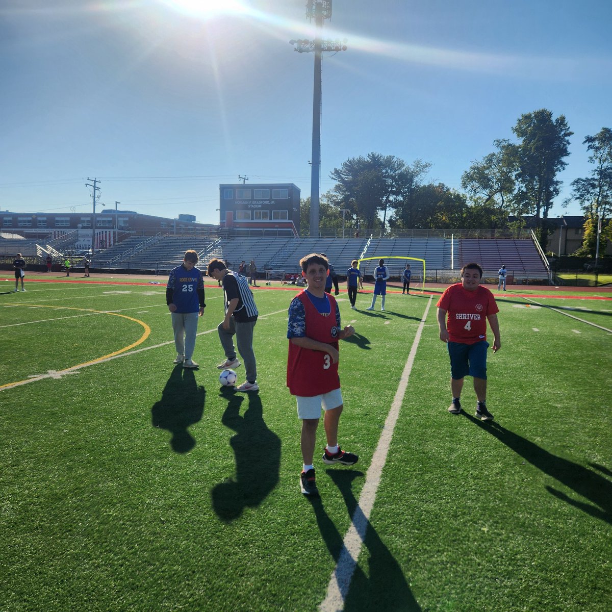 DrGeorgeHewan's tweet photo. Today was a great day to play ⚽️!!!
@APS_Shriver https://t.co/L1rmvm9Bsa