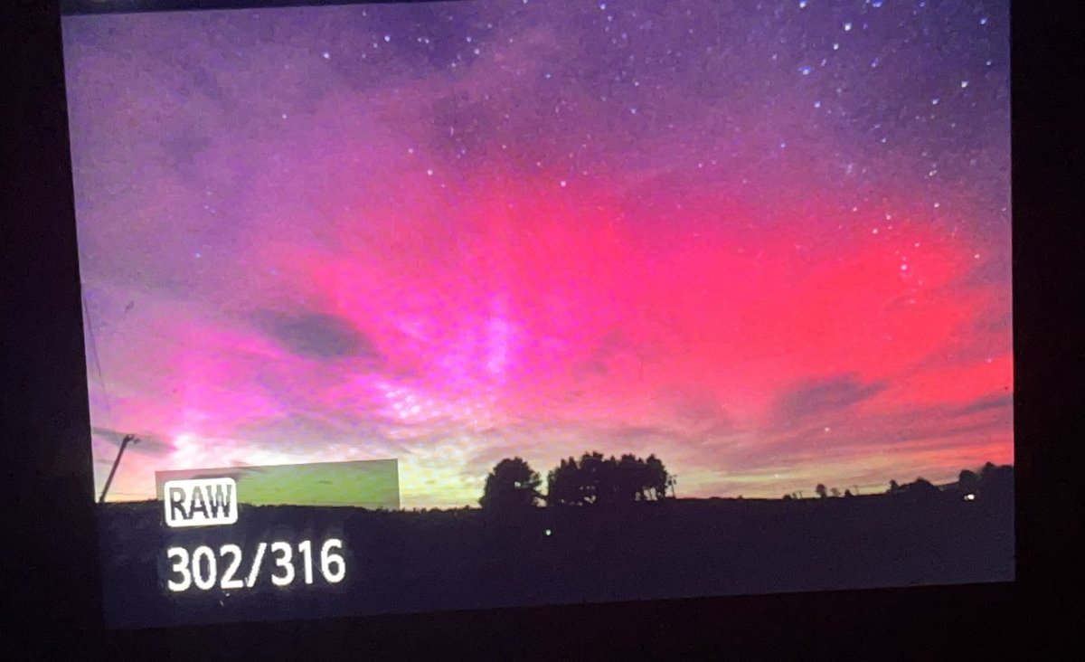 Ben Cohen (@bencohentc) on Twitter photo Back of the camera shot of an absolutely absurd substorm as seen from here in Northern Vermont around 8:00 EST Back of the camera shot of an absolutely absurd substorm as seen from here in Northern Vermont around 8:00 EST