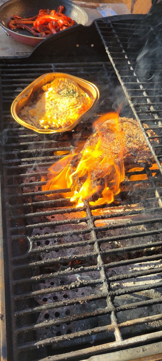 breakingbad702's tweet photo. It's happening again! 
Ribeye stk for me and salmon for the ladies! https://t.co/yaHWsu3YvY