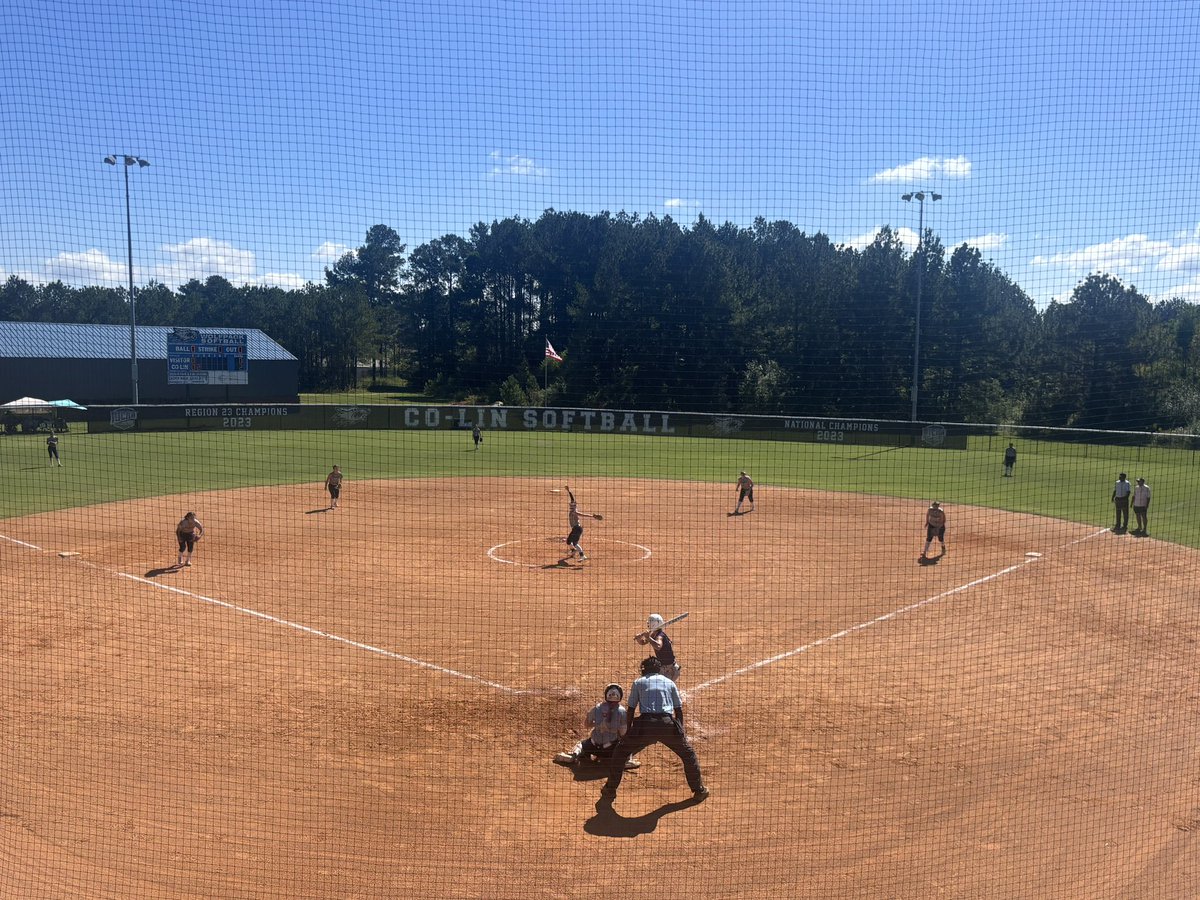 CoLinSoftball's tweet photo. Lots of talent and future wolves on campus today! Special shoutout to the players and coaches for coming! 

#herewecome #welcometowesson https://t.co/ytV6grsjmT