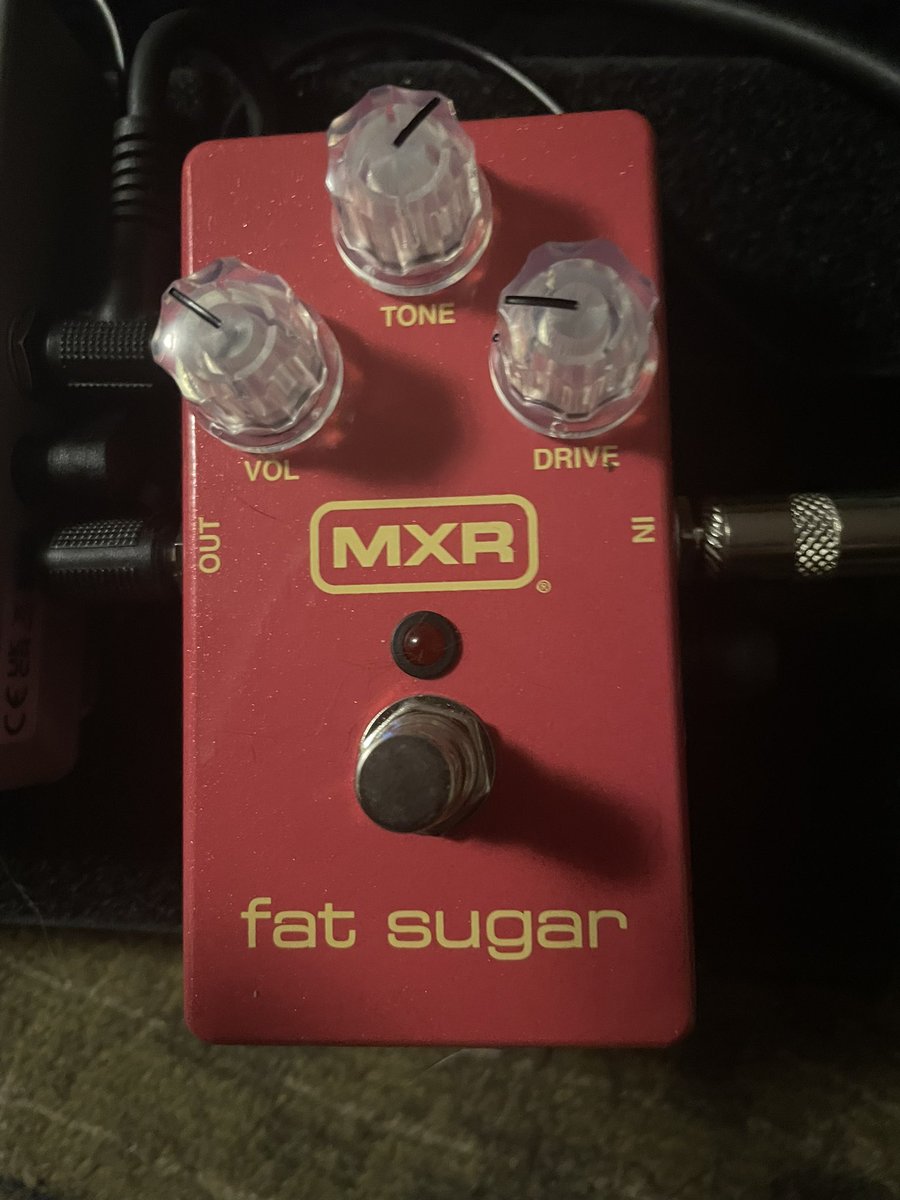 wildbluesmanCC's tweet photo. @JBONAMASSA Nice! Check out the MXR Fat Sugar pedal if you get a chance. Similar to a Electro-harmonix Soul Food. Bang for your bucks. https://t.co/PwGjKWWAA1