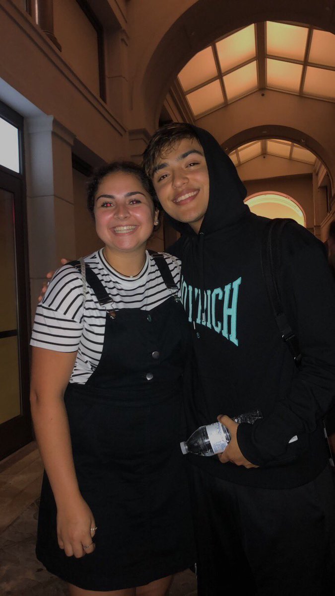 hrtbreakhes's tweet photo. happy birthday @sjrcalderon 🫶! update this photo soon? https://t.co/FCRZt43y1Q
