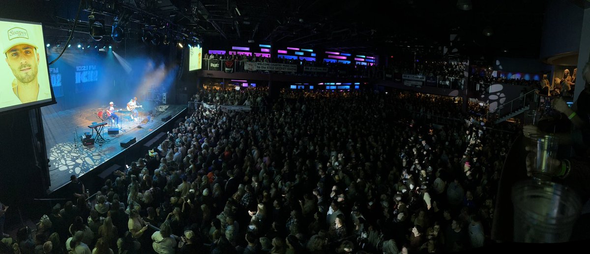 ChrisCarr102's tweet photo. Safe to say people love @greylanjames at #K102SecretShow! @K102 https://t.co/9b9MBdUUDr
