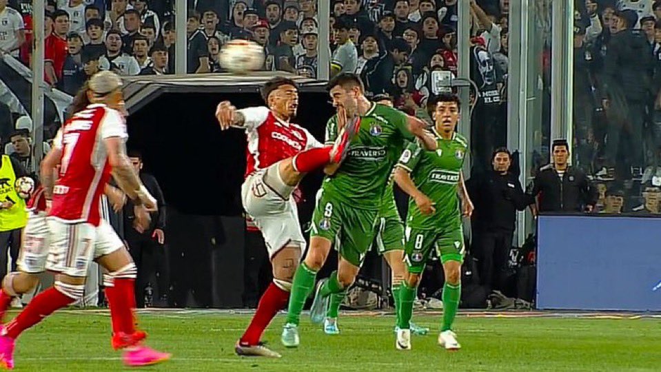 padrokkeboi's tweet photo. ultimos 4 partidos donde el z estuvo en desventaja
audax: penal y roja
ñublense: penal
ohiggins: roja
union: roja

SAQUEN SUS CONCLUSIONES. https://t.co/N1wmRrA1KT
