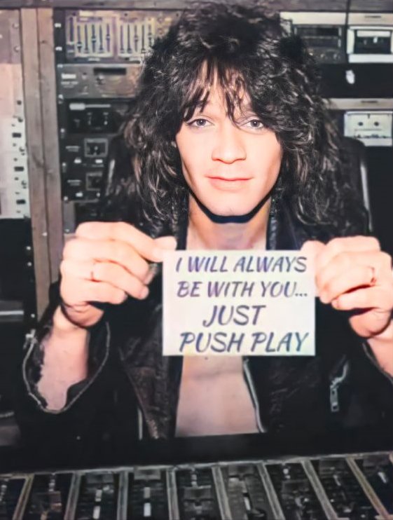 crockpics's tweet photo. Eddie Van Halen https://t.co/zGBeMEeRIp