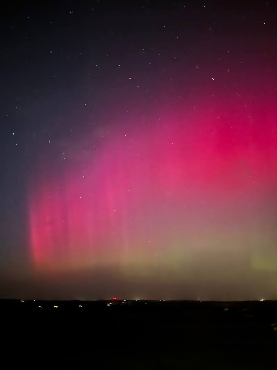 b3n3nb's tweet photo. @NASA_Nerd @WxOntario1 @landon_wx Mono, ON https://t.co/6c0oTuzc7l