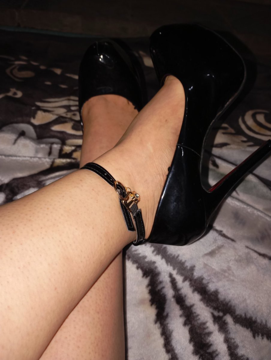 Esperando al canadiense para someterlo ...vaya sorpresa que le tengo jajaja