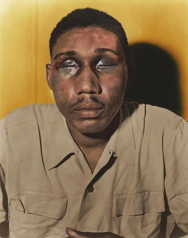 AfricanArchives's tweet photo. Isaac Woodard, WWII veteran, hours after being honorably discharged, was attacked by South Carolina police while still in uniform when taking the bus home &amp; left permanently BLIND

The officers were acquitted by an all white jury 

A THREAD! https://t.co/9pOkAkirEp