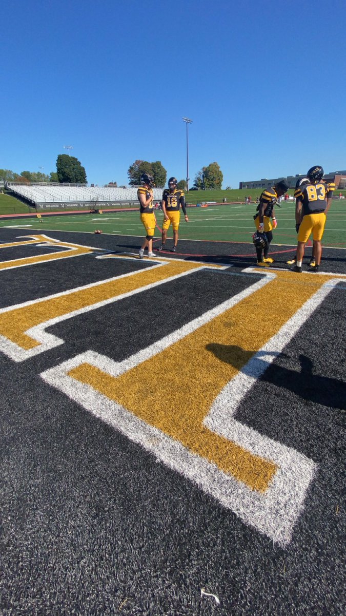 Thank you <a href="/VILLEfb/">VilleFootball</a> for having me on campus Saturday for a game day visit. Thank you <a href="/DbeardDan/">Dan Beard</a> <a href="/CoachTomasetti/">Jeff Tomasetti</a> @Coachjcmorgan  for the opportunity. Loved the coaching staff and the atmosphere.
<a href="/DTown_Football/">Dallastown Wildcats Football</a>