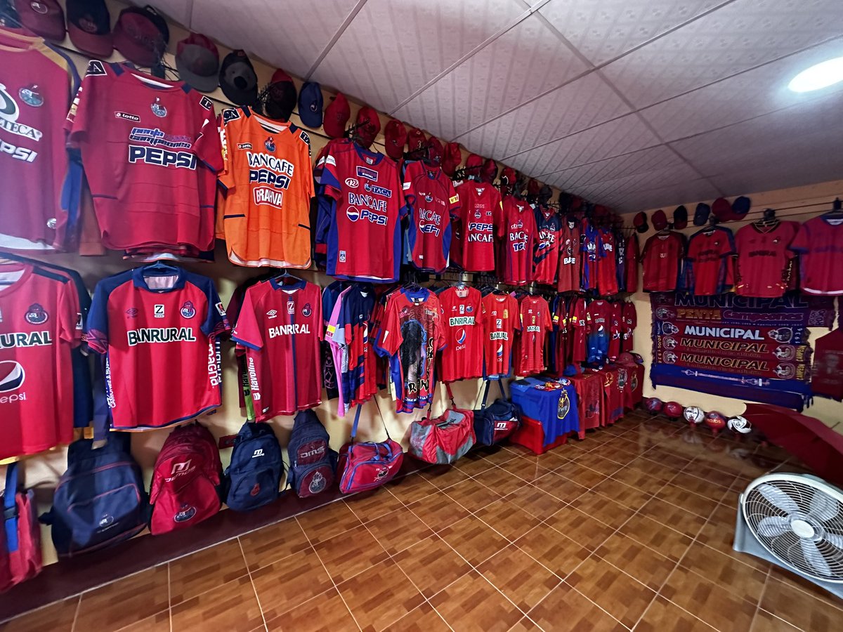 rojoloco1936's tweet photo. Hoy conocí el paraíso 🔴🔵 https://t.co/c5HqioLpdY