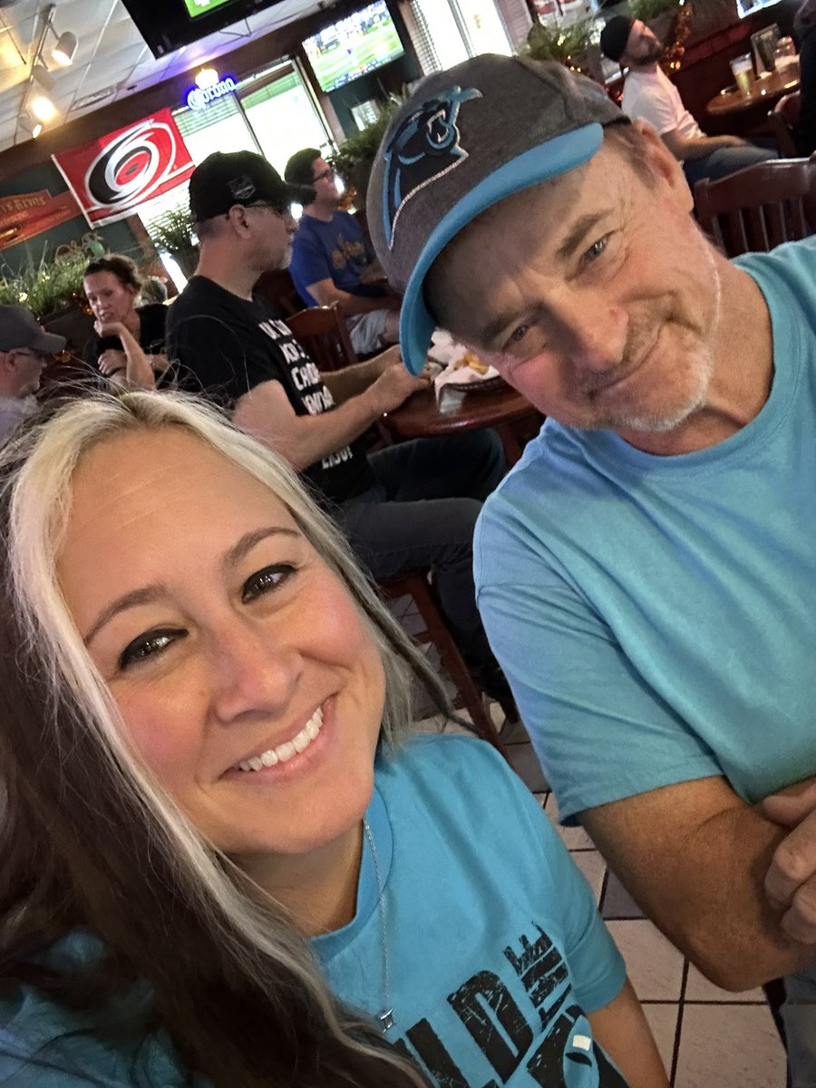 Janelle_Lem's tweet image. Smiling even though we’re dying inside 😭@Panthers @roaringriot #keeppounding #maybenextweek #roaringriot