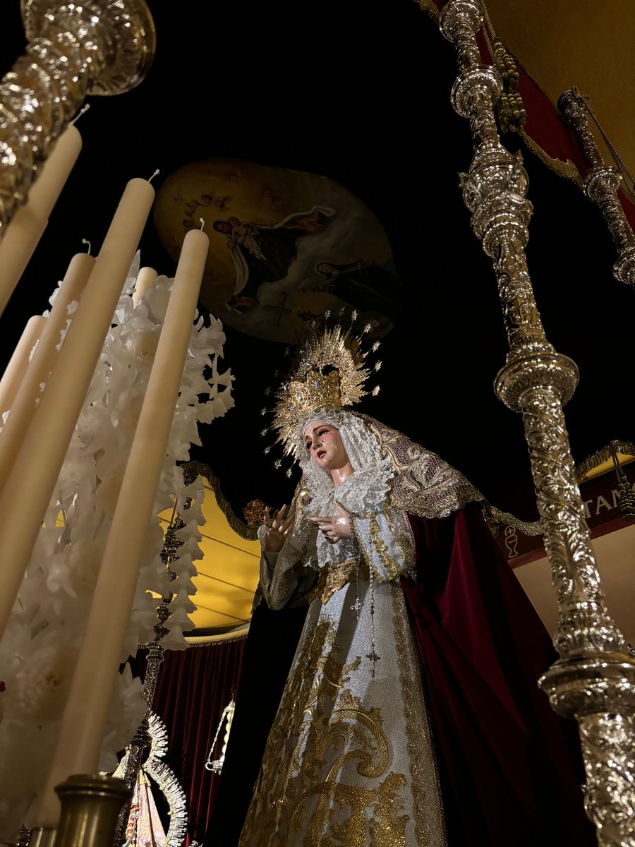 LaMisionRedento's tweet photo. Los sueños también se cumplen.
María Santísima del Silencio ya se encuentra entronizada en el paso de palio que nuestra querida @Hdadpadrepio nos ha cedido para tan magno acontecimiento. Gracias a todos los que han ayudado para que María del Silencio brille de esta manera. https://t.co/soXmnTGyfH