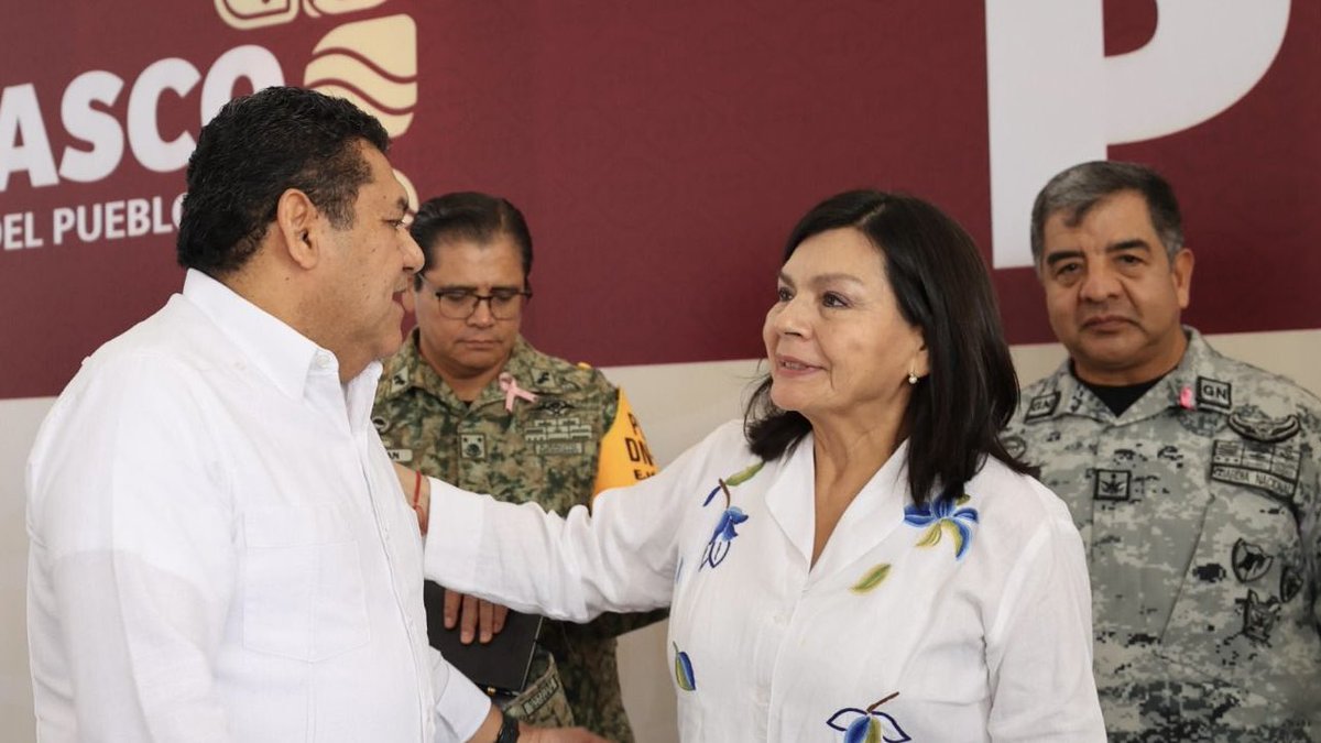 YolandaOsunaH's tweet photo. Hoy rendimos protesta como integrantes del Consejo Estatal de Protección Civil. En el marco de esta sesión ordinaria fue presentado el Programa Institucional de Protección Civil para la temporada de lluvias 2024. Desde el gobierno municipal, seguiremos sumando esfuerzos con instituciones de diferentes órdenes de gobierno y con el gobernador Javier May para reforzar las estrategias de prevención a favor de la seguridad de las familias.