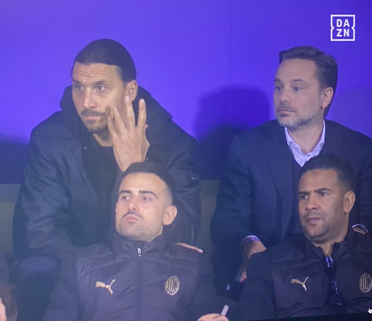 Ieri A.C. Milan
Oggi A.B. Milan

Armata Brancaleone Milan

Complimenti al Gatto e il Gatto 
(in mancanza di volpi)
#FiorentinaMilan