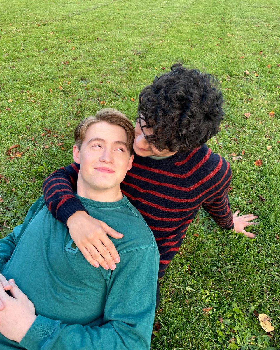 joe locke as charlie spring and kit connor as nick nelson in heartstopper season 3