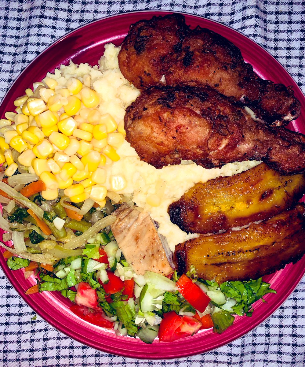 gottaluvness69's tweet photo. What I ate today …
#NessGrands👴🏽👵🏼 #WeekendsWithNessGrands https://t.co/jHpr0HnOlU