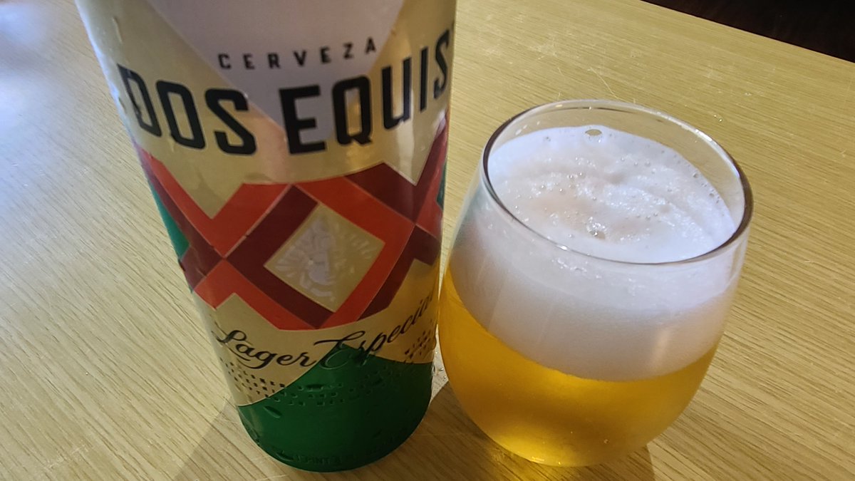 ozb2satoh's tweet photo. Sunday, should be totally fine to start drinking in the middle of the day, right?
sarting off with a Dos Equis today! https://t.co/0BXyKc5FAn