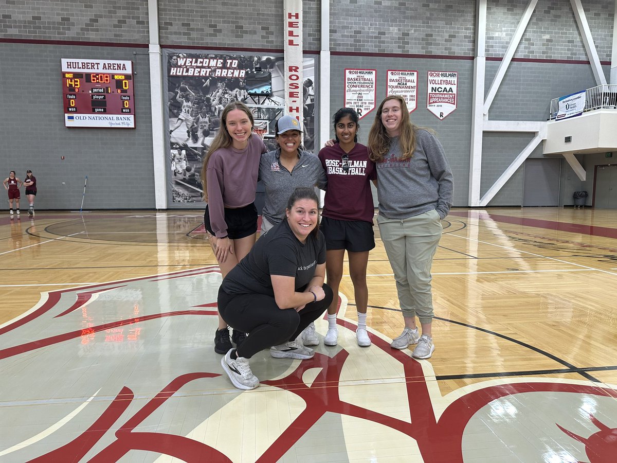 rhit_wbball's tweet photo. 10 days until the season begins! 🏀 It was amazing to have our alumni back at practice—they laid the foundation, and we’re ready to build on their legacy. Proud to be part of this family! 💪 #AlumniStrong #CountdownToTipOff #wearerose🌹 https://t.co/kC1lKgH0Nr