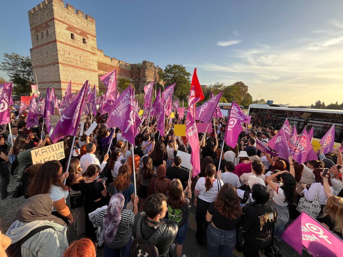 #TurkiyedeKatliamVar