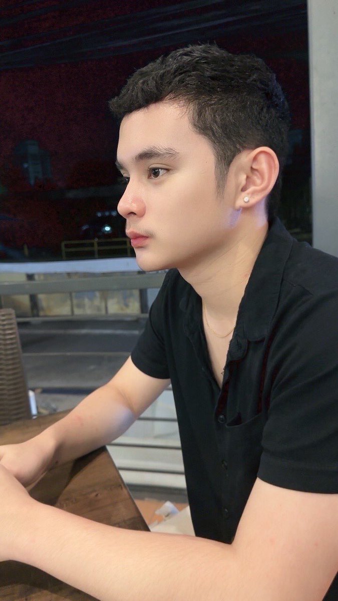 ur_bibiboi's tweet photo. 📍Persimon Mabolo https://t.co/nCguHlJACw