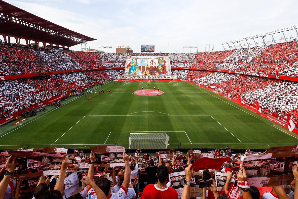 OrjanHNyland1's tweet photo. 📍ROOOOJAAAAYYYYBLAAANCA ❤️🤍 

#NY1AND #VAMOSMISEVILLA #ELGRANDERBI https://t.co/Ore6ackgmG