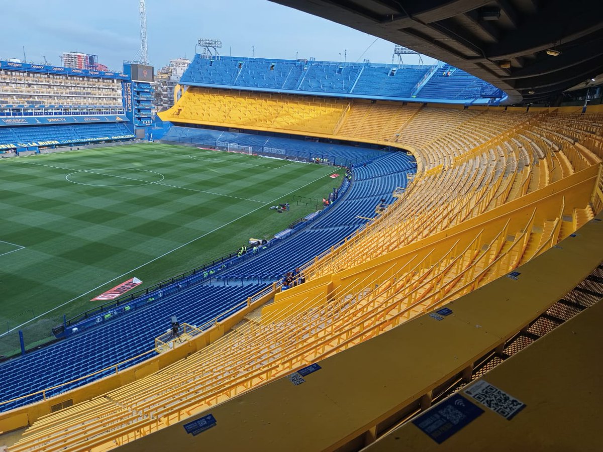 La Bombonera a la espera de Boca-Argentinos