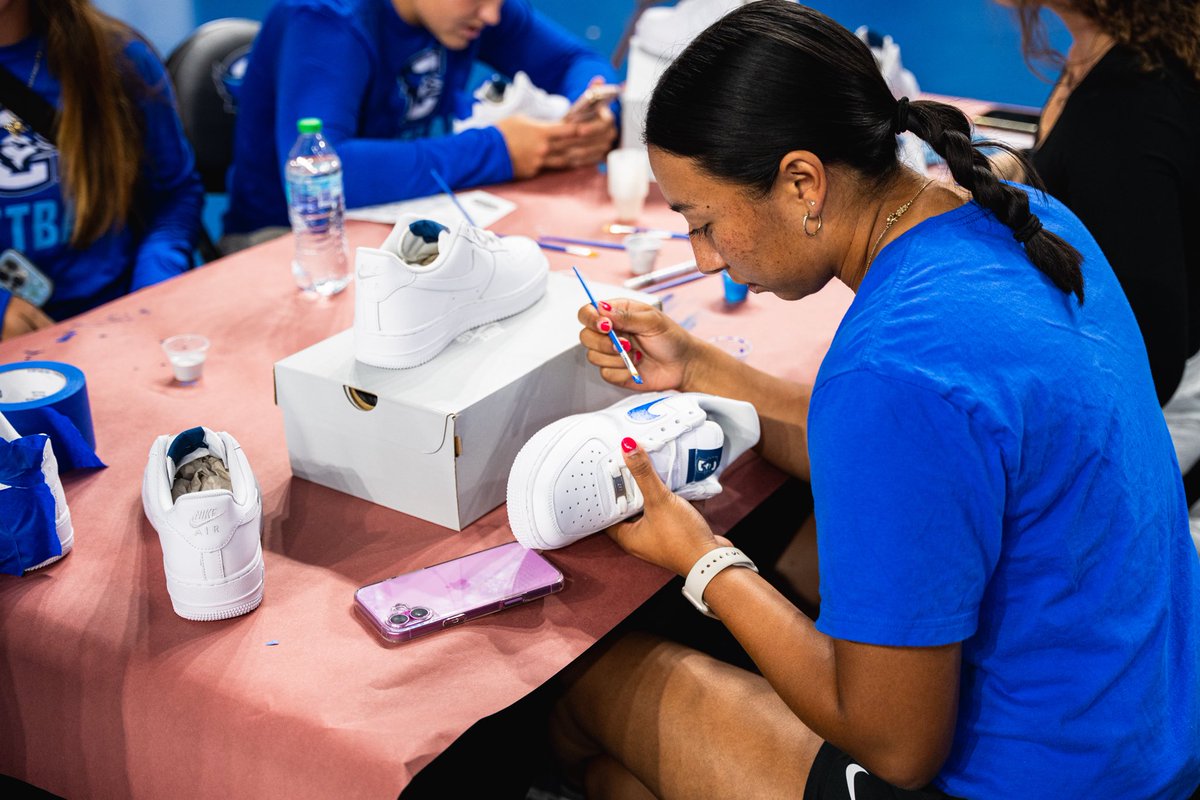 BluejaySoftball's tweet photo. Fun times making custom Air Force 1’s and sweatshirts as a team! 

#GoJays https://t.co/1S5fHcgPzO