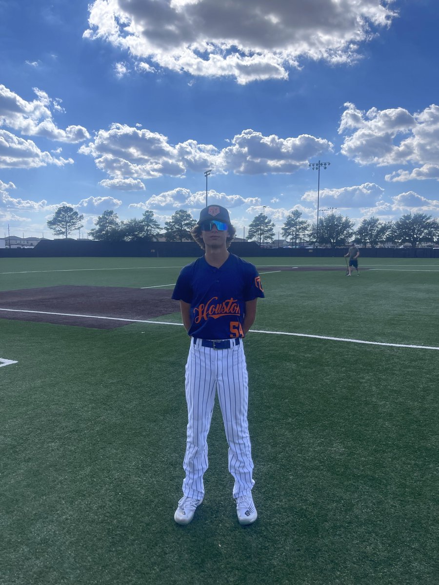 FiveToolTexas's tweet photo. F: @TeamHouBaseball 2028 18, OPA Jays Red 5
PoG: Evan Martinez 1-1, 3B, 3 RBI, R, 3 BB https://t.co/ta65x1ZAcO