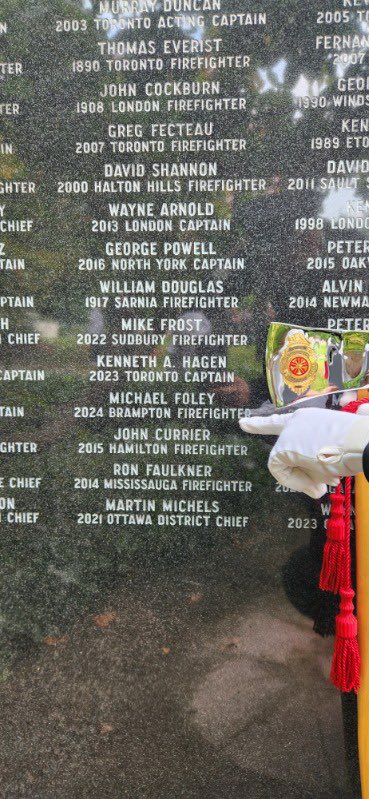 BfesGuard's tweet image. Today at the Ontario Fallen Firefighters Memorial located at Queens Park Toronto, we gathered to honour our fallen. Bfes Capt. Fred’Ted’Beer &amp;amp; FF Michael Foley. We honour their bravery, heroism &amp;amp; sacrifice. We will never forget them &amp;amp; always support their families. #lodd #opffa