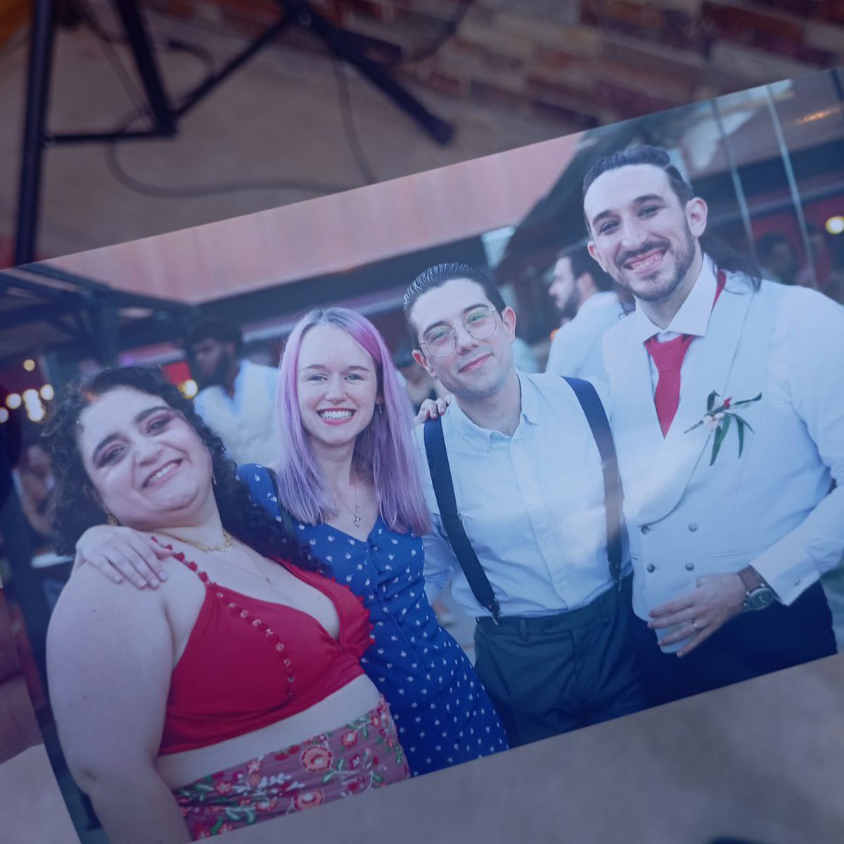 Ha sido una boda increíble, preciosa y súper divertida. No puedo expresar lo agradecido que estoy de que <a href="/meldellima_/">🎼Mel</a> y <a href="/Corsojust/">Corso el relleno de postverano 23</a> hayan contado para este dia con <a href="/chlcarlier/">coco</a> y conmigo, os quiero mucho 💜