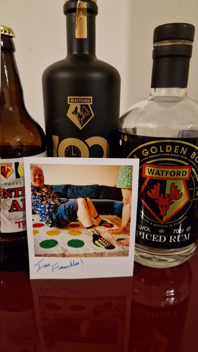 Rollie187's tweet photo. Amazing night watching @Exploding_Heads at @The_Lowry. Bonus was getting a signed photo of Ian Fiveankles, a man who might have played for @WatfordFC during his 19 clubs in 20 years career. Even if he didn't, odds are he will be managing us at some point! https://t.co/50nMtZ0uZ0