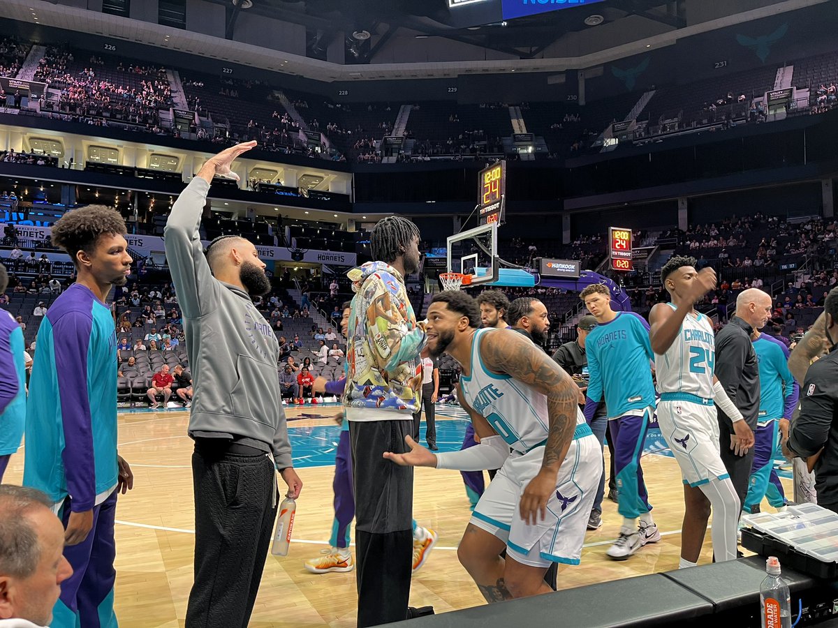 Love to see the guys having fun - let’s go Hornets!!!