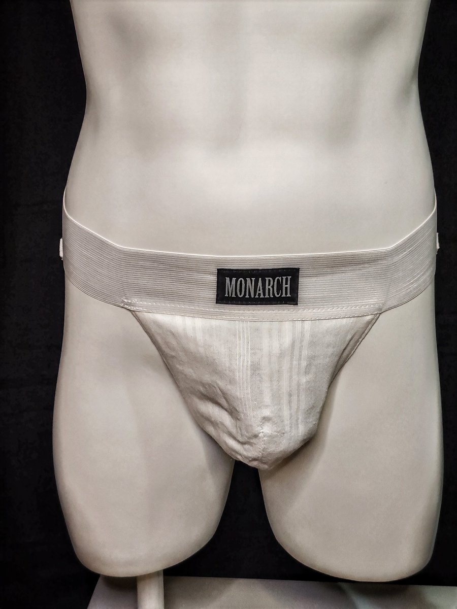 MONARCH2211's tweet photo. MONARCH Jock strap od Srpskog platna.
Pamučan i lagan materijal.
Instagram// monarch_underwear https://t.co/UHFjU8tabp