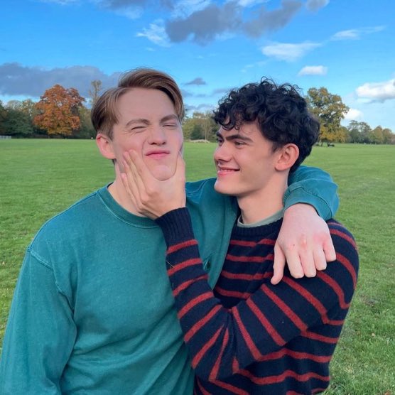 daily kit connor tweet media