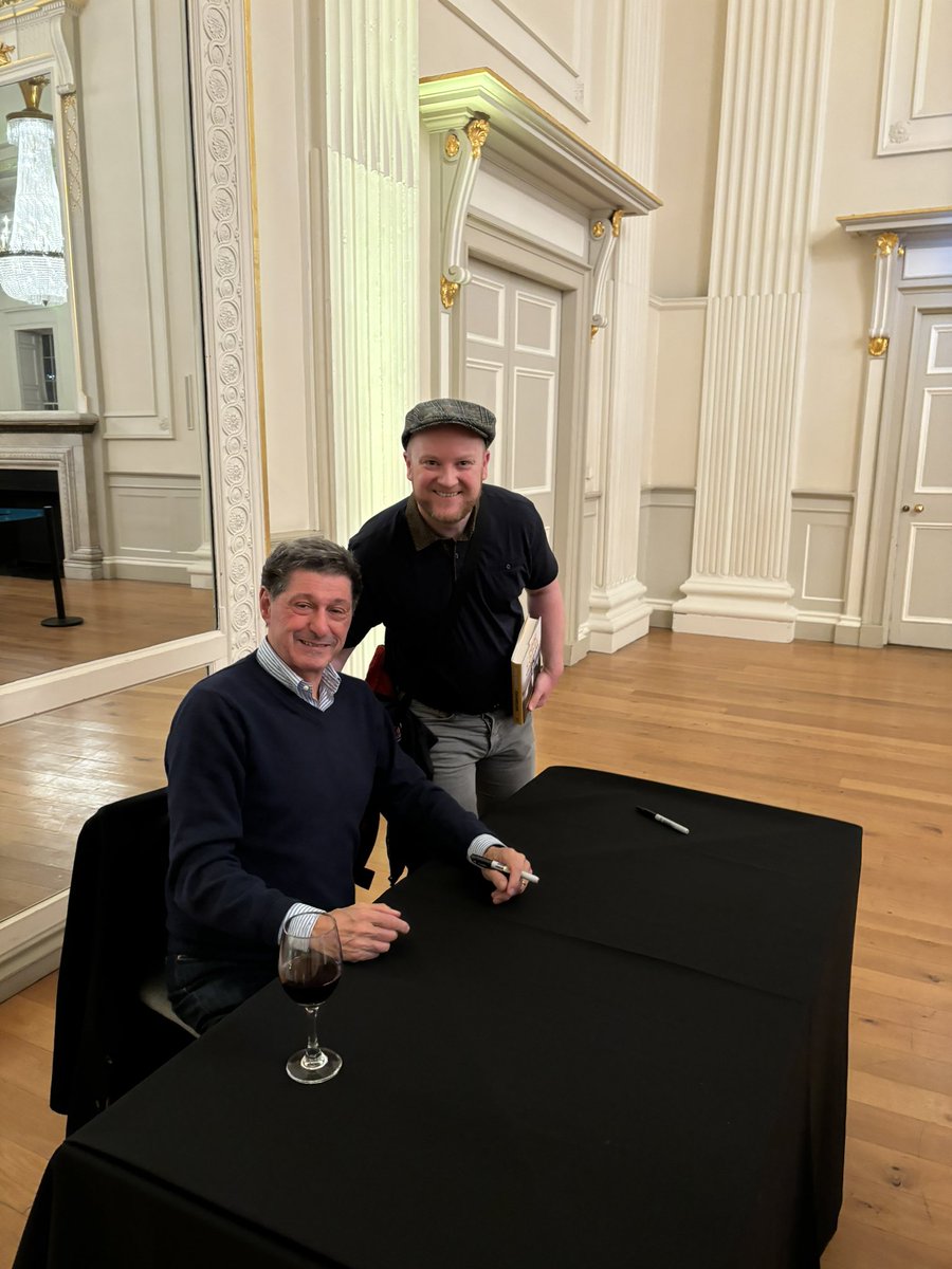 JamieStewart87's tweet photo. @jonsopel nice to meet you Jon, thanks for a nice evening and your insight. Particularly on a day when Spurs failed to deliver 😉 https://t.co/ZoEC9PUK62