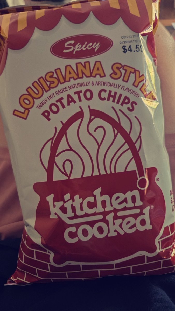 QueenRaelynR6's tweet photo. Y'all fuck with these?!?!?
#KitchenCooked https://t.co/tVFi6IrxxW