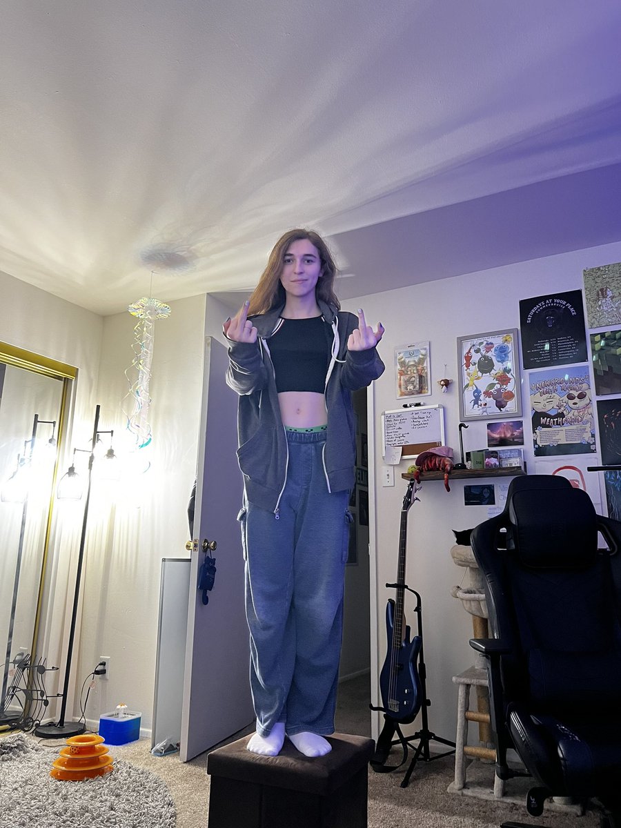 JasHandss🏳️⚧️ tweet media