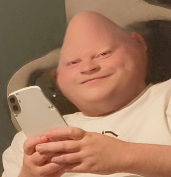 Denisiss_'s tweet photo. @SarahGames99 @Condieflyy @SimplyDaithi Nah this is peak https://t.co/3FEYwMjdaX