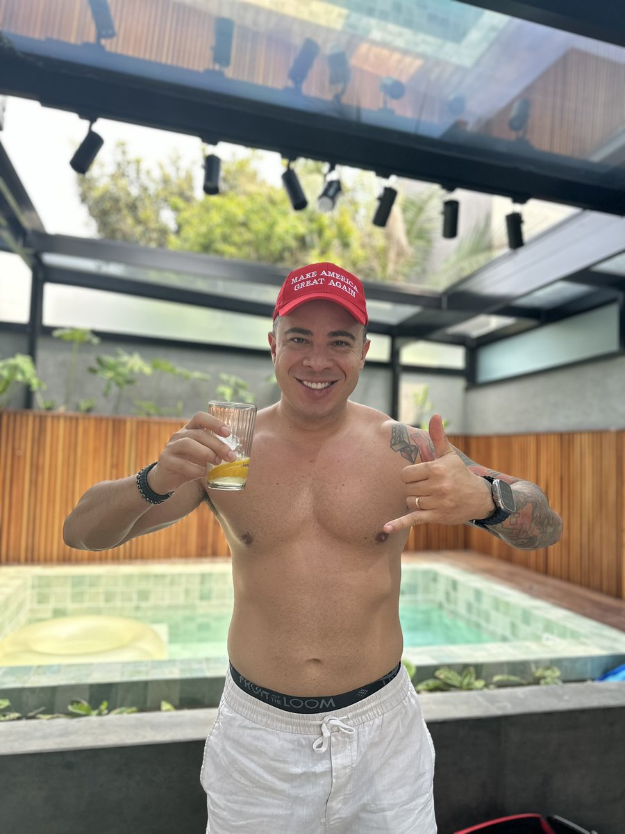 joaopaulots's tweet photo. According to the Brazilian judiciary, I'm an outlaw for using X, and posting this picture may cost me a $50k fine. #outlawtorn #maga https://t.co/wP29WS70Py