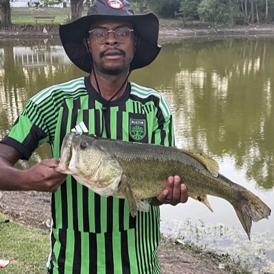 Pearl_Dynasty's tweet photo. I can finally post this picture of my recent PB and not be embarrassed that I’m wearing my jersey #wolffout https://t.co/T3hpSb11Qd