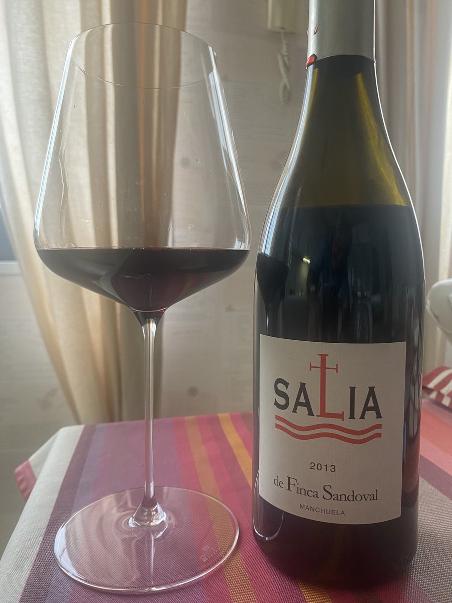 Seis horas después de abierto, Infinitamente mejor.  <a href="/VictordelaSerna/">Victor de la Serna E</a>
