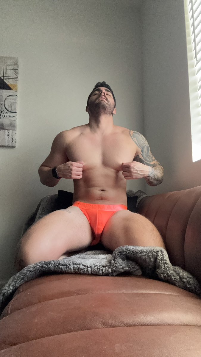 tyson_stevenn's tweet photo. Come suck these titties faggot https://t.co/pu6Yw45KfE