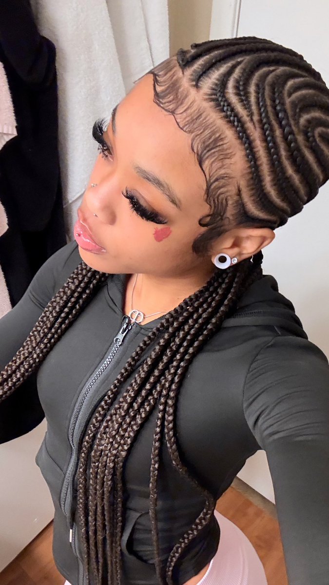 saylibitxh's tweet image. teaaa asf